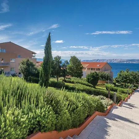 Beautiful In With Sauna, 1 Bedrooms And Swimming Pool
